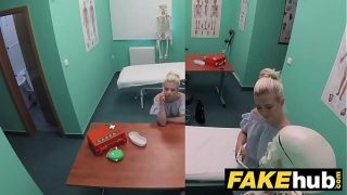 Fetish masseuse sucks Video