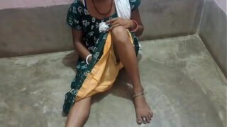 Indian Desi Horny Bhabhi Tight Pussy Fucking And Hot Anal Sex Video