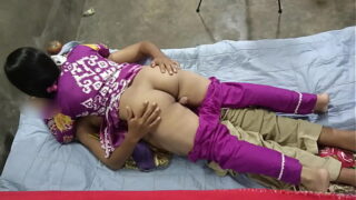 Indian Desi Tight Pussy House Wife Fucking Pussy And Blowjob Video